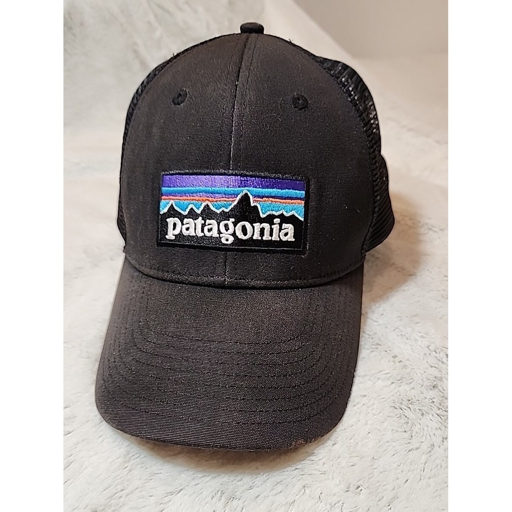 Patagonia Trucker Hat Cap Black P-6 Logo Patch Adjustable Mesh Back
